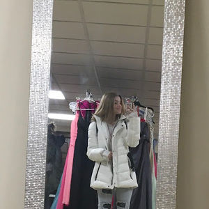 Meet your Posher, Lydia